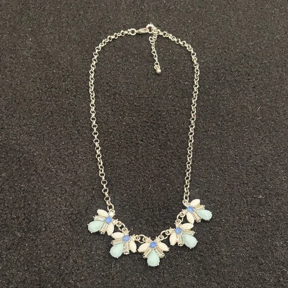 Elegant Silver and Blue Necklace - Picture 1 of 7